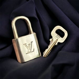 Louis Vuitton Cadenas Lock and Key Set #317